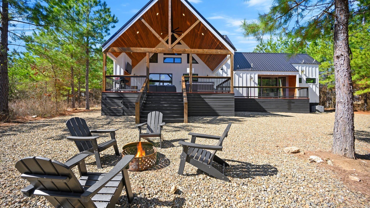 Photo of Patio Balcony in Broken Bow