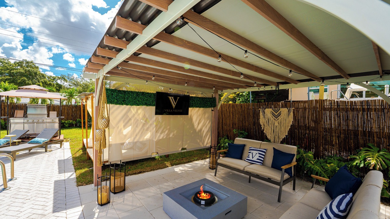 Photo of Outdoor in Pembroke Pines