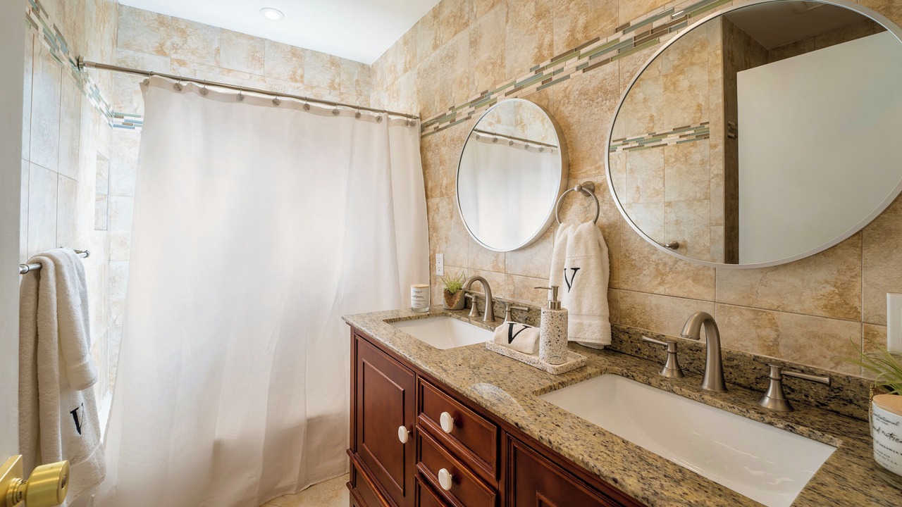 Photo of Bathroom in Pembroke Pines
