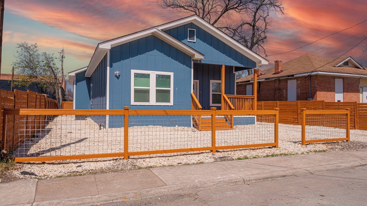 Photo of Outdoor in Denver Heights