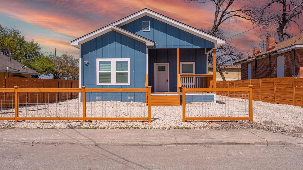 Photo of Outdoor in Denver Heights