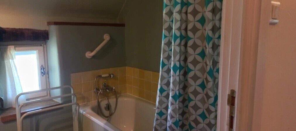 Photo of Bathroom in Pouant