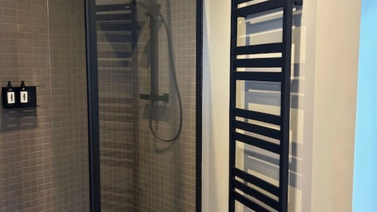 Photo of Bathroom in Baye