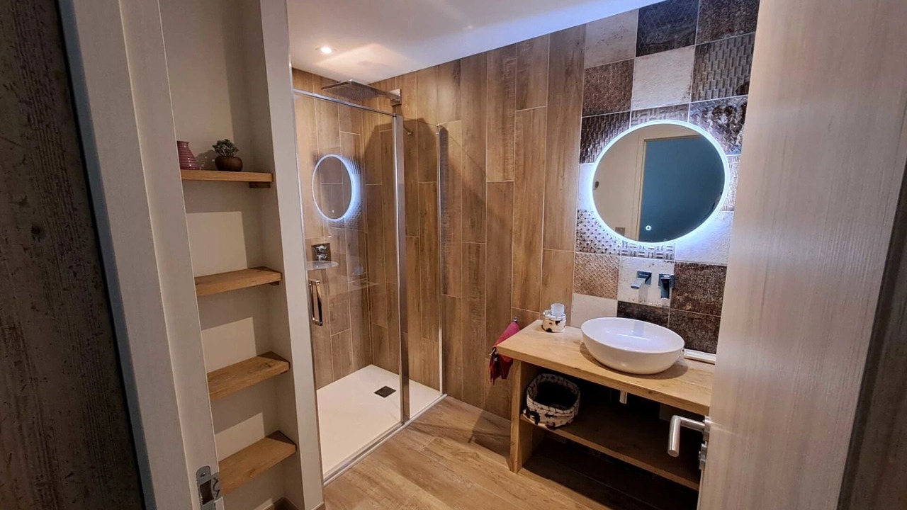 Photo of Bathroom in Saint-Laurent-en-Grandvaux