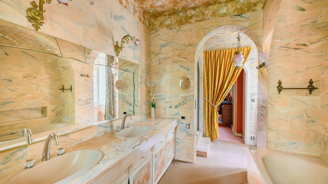 Photo of Bathroom in Lencloitre