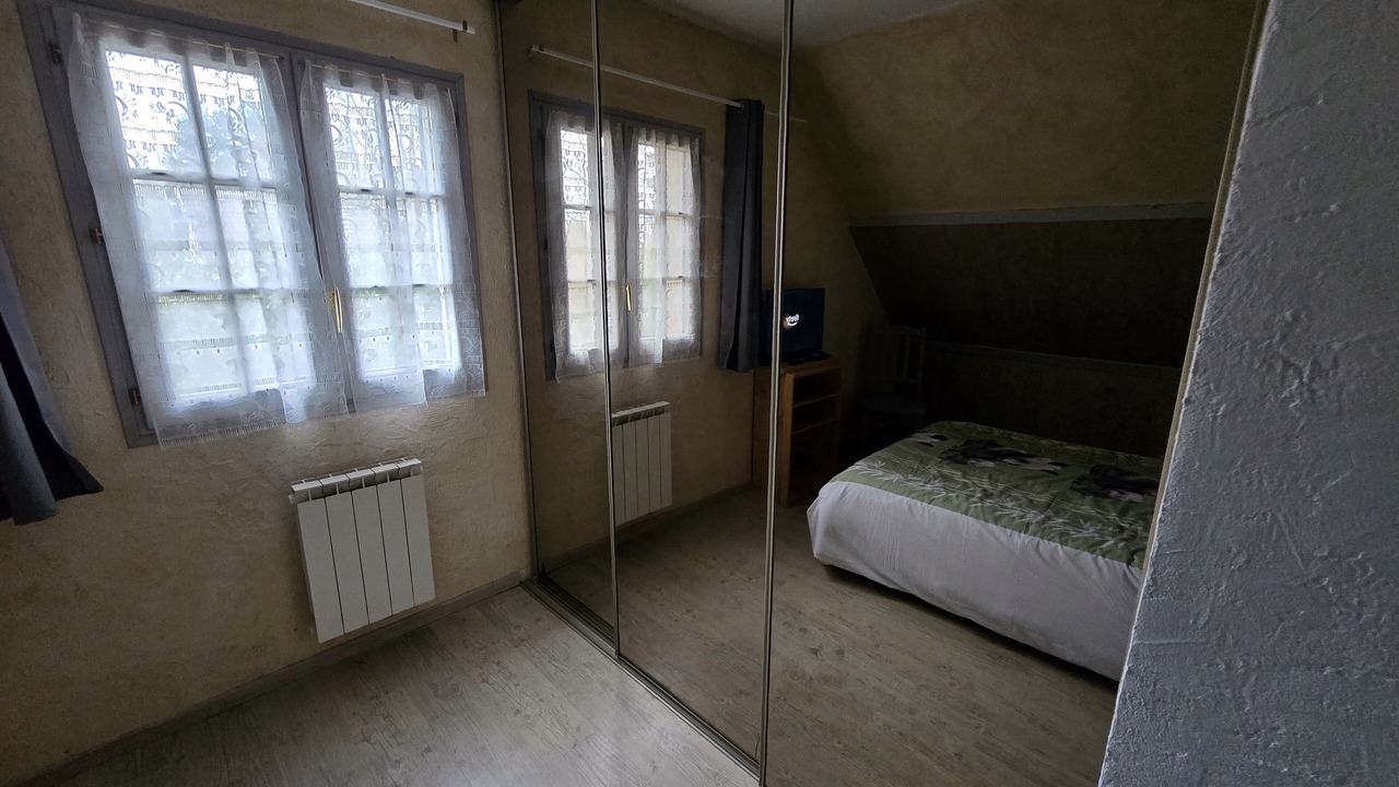Photo of Bedroom in Poilly-lez-Gien