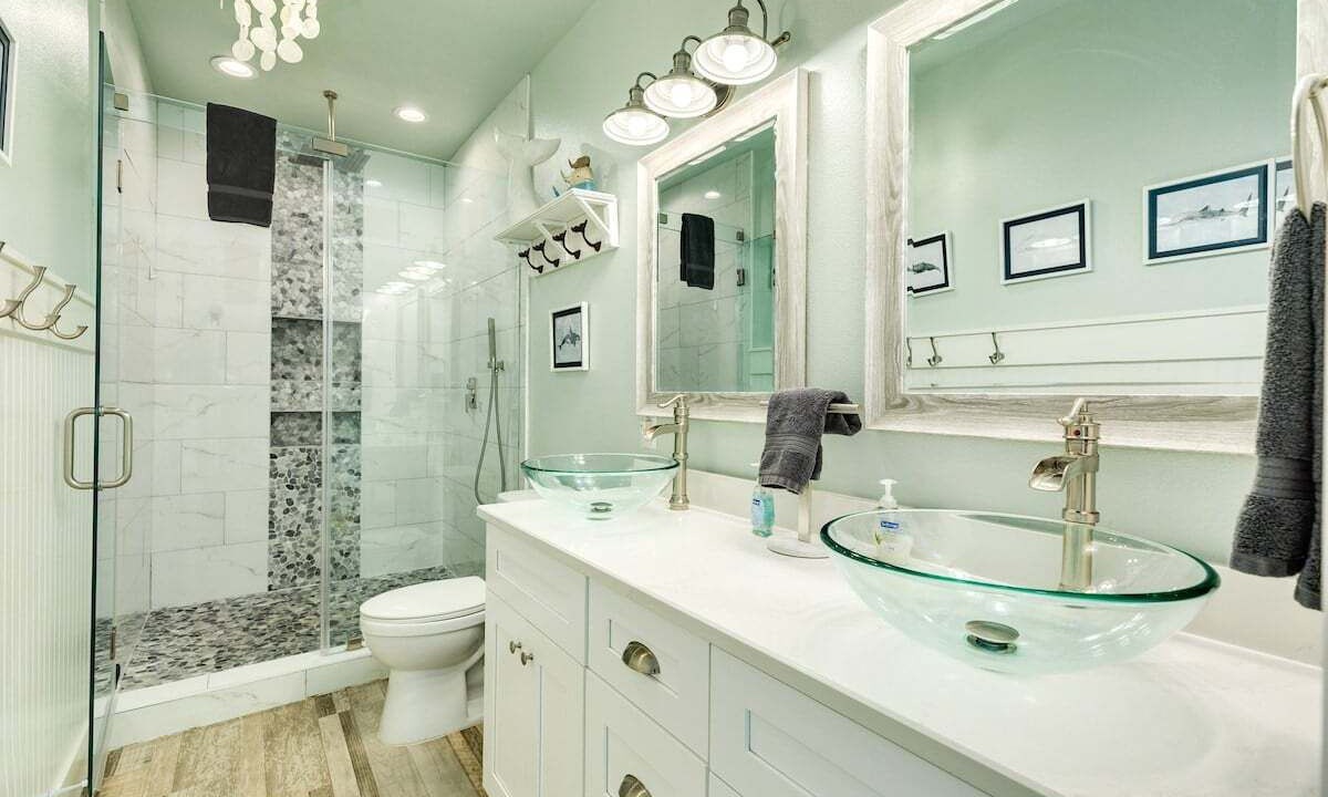 Photo of Bathroom in Indian Beach