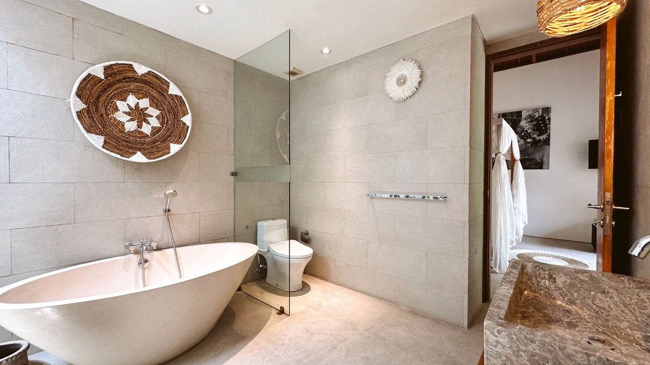 Photo of Bathroom in Drupadi