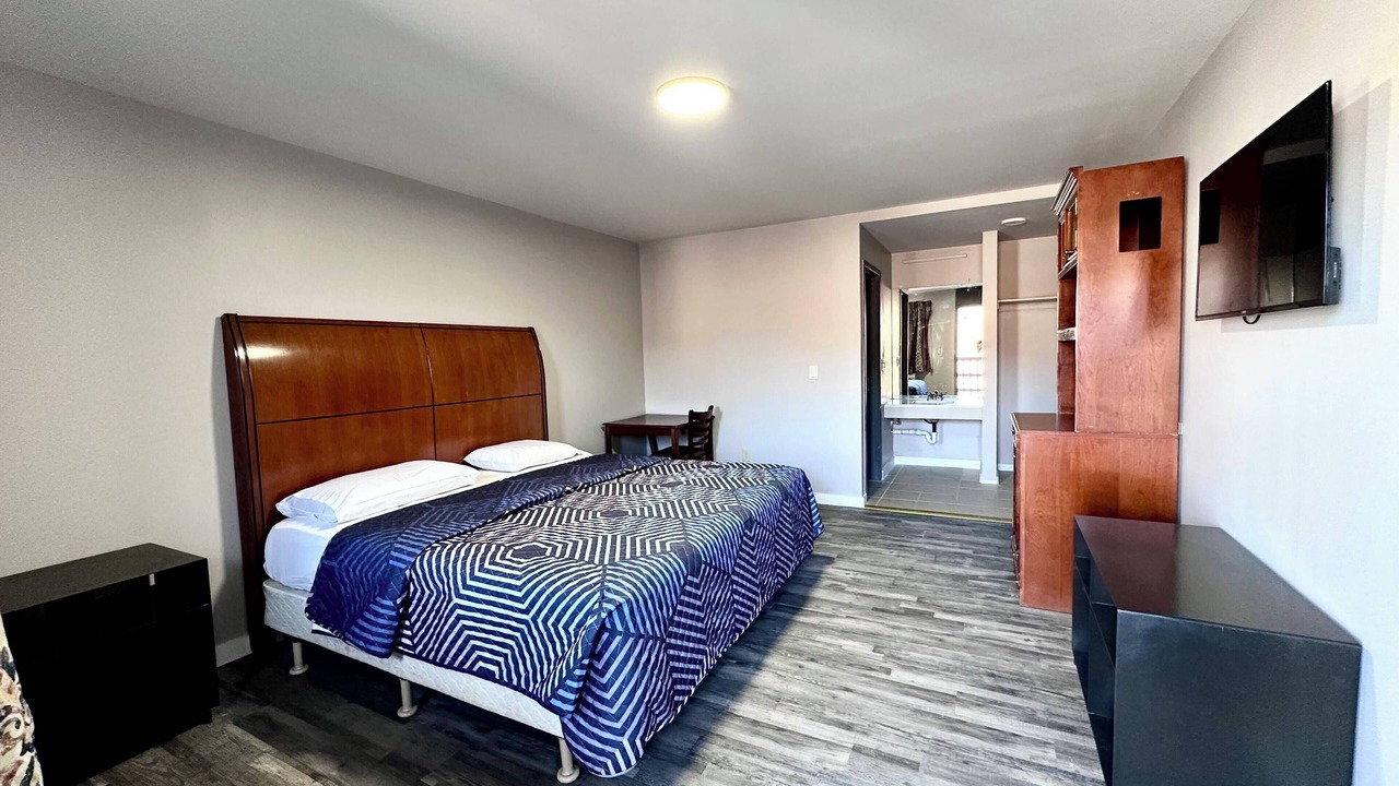 Photo of Bedroom in West New Haven