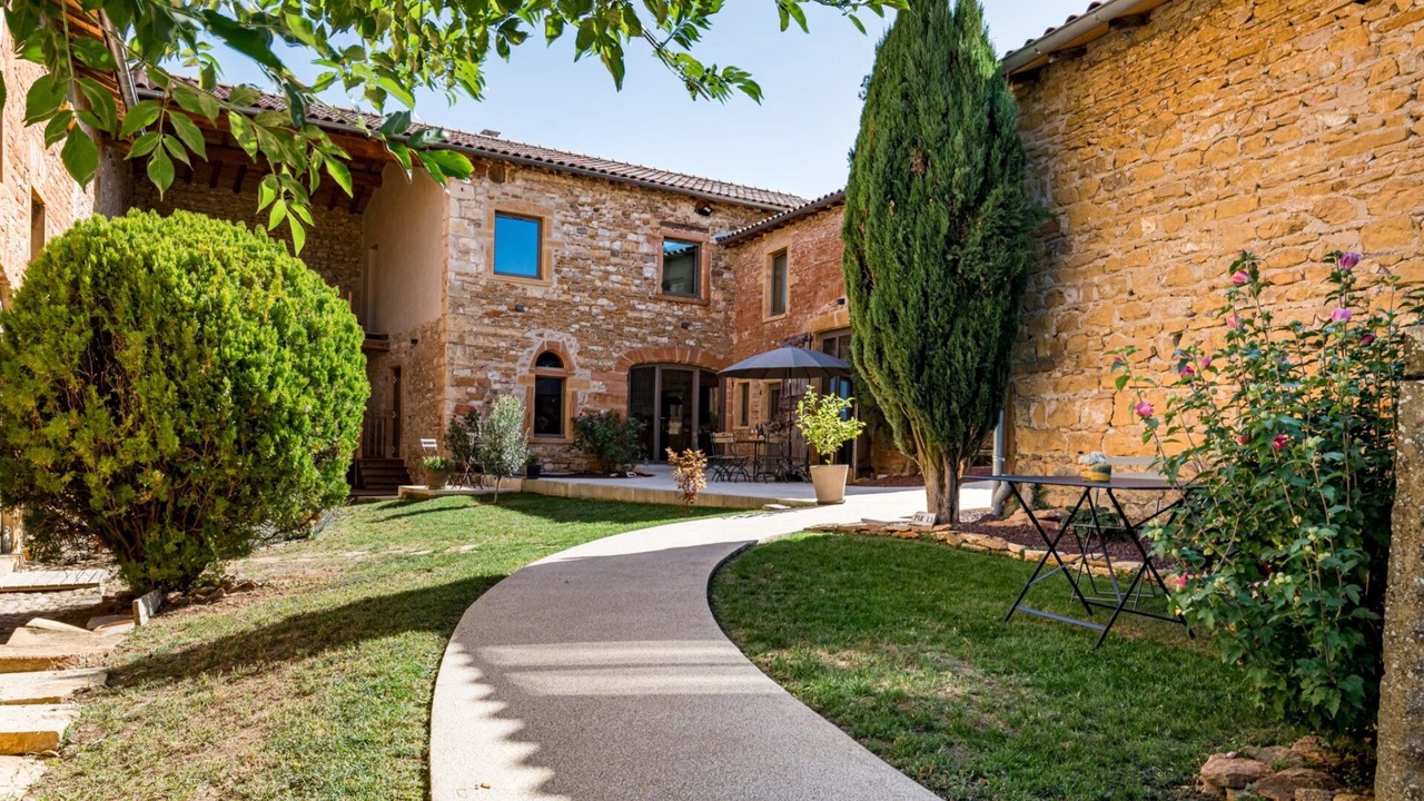 Photo of Outdoor in Lachassagne