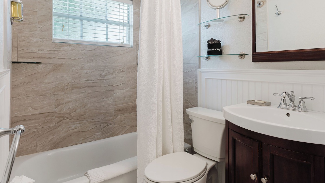 Photo of Bathroom in Grandview Heights