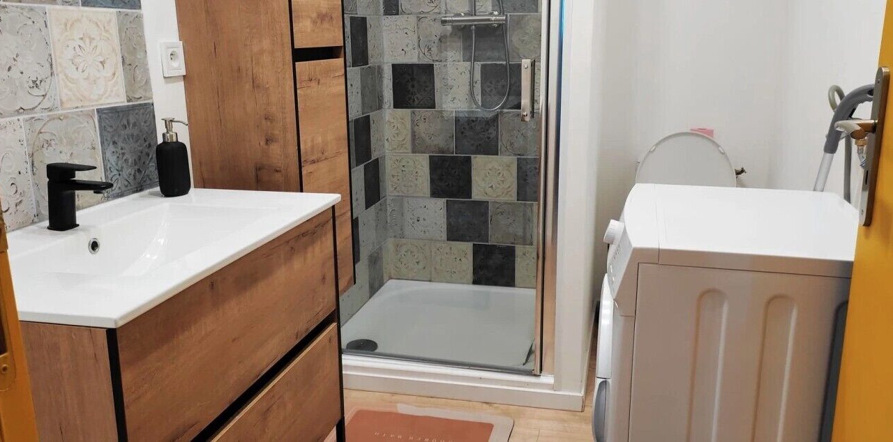 Photo of Bathroom in Landeda