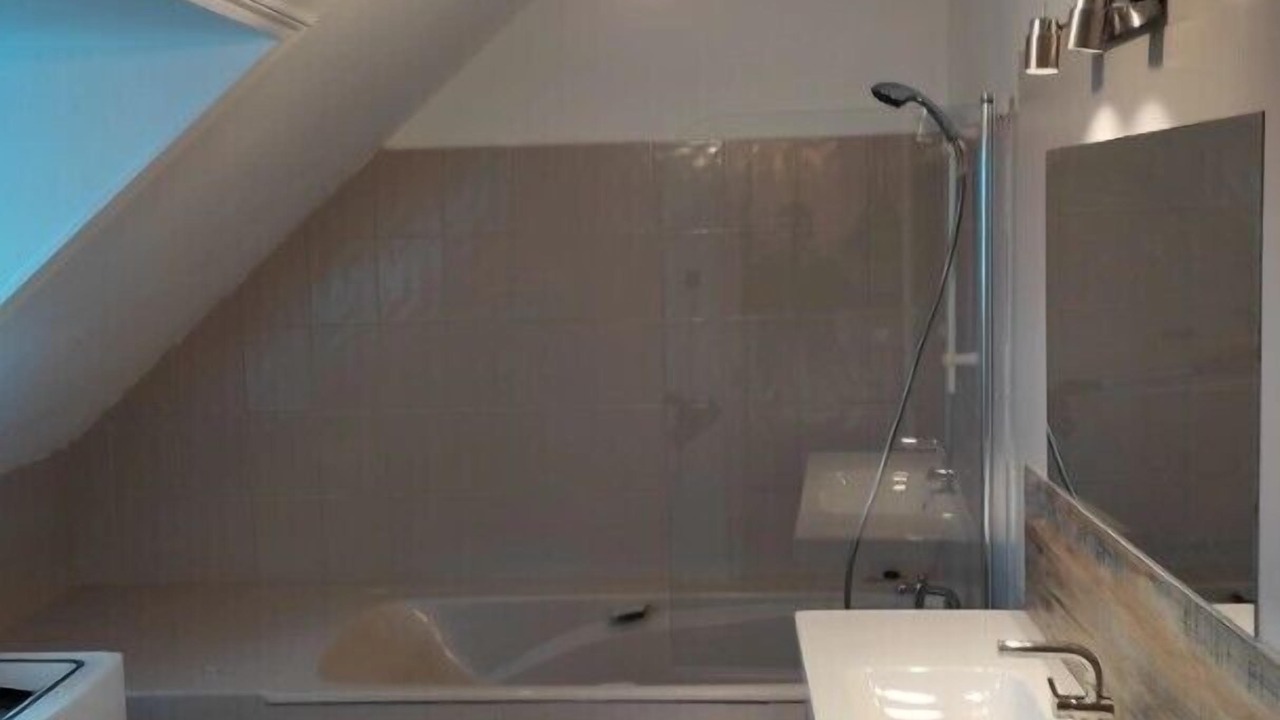 Photo of Bathroom in Landeda