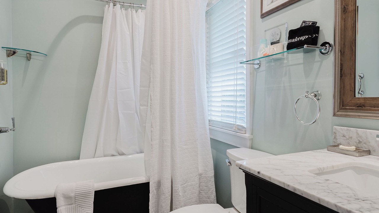 Photo of Bathroom in Grandview Heights