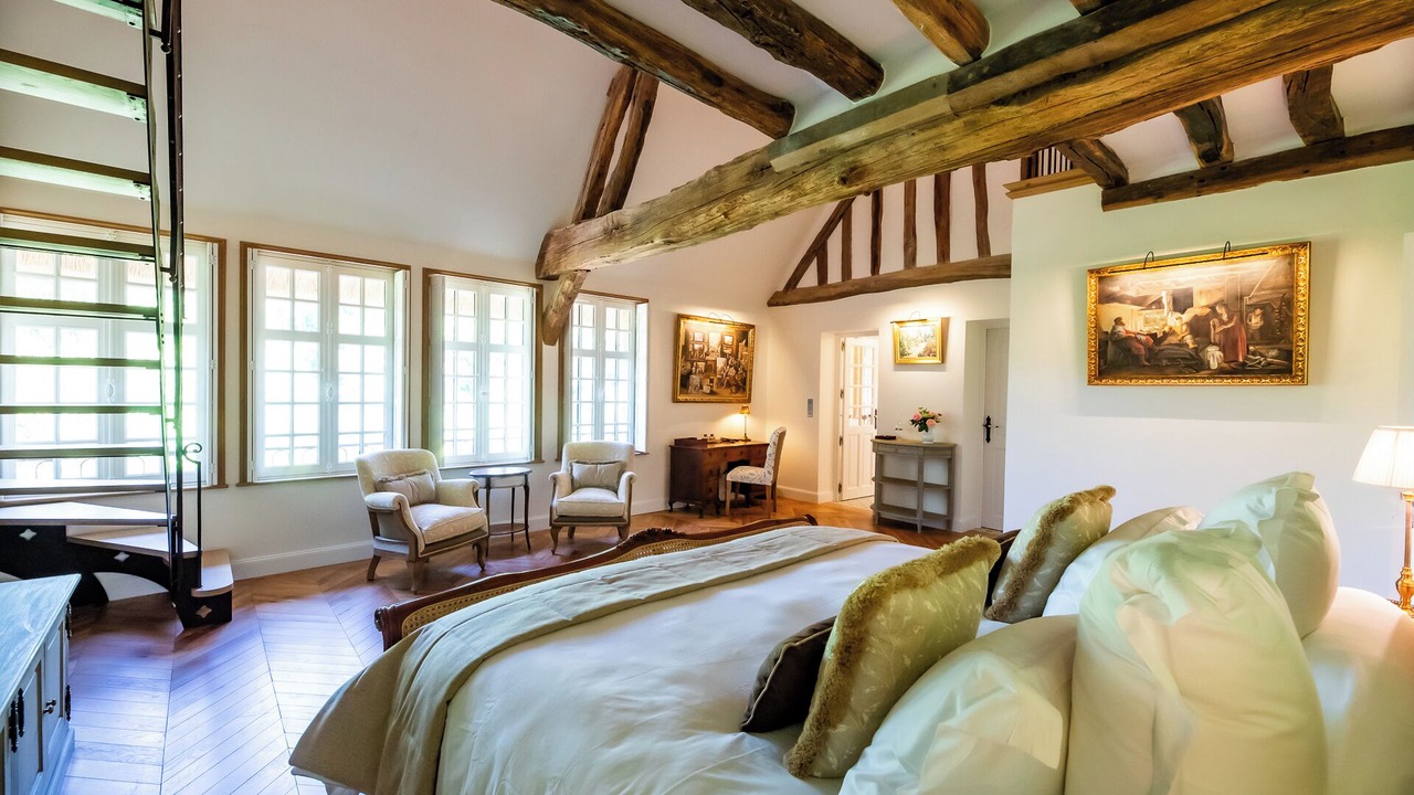 Photo of Bedroom in Ablon