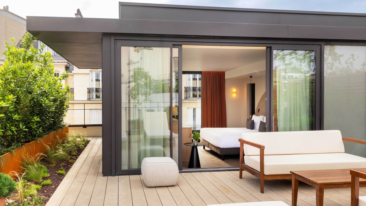 Photo of Others in Auteuil