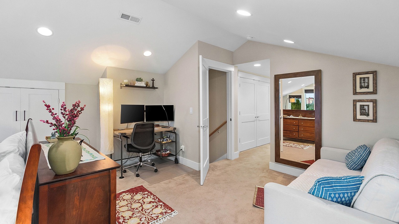 Photo of Bedroom in Madrona