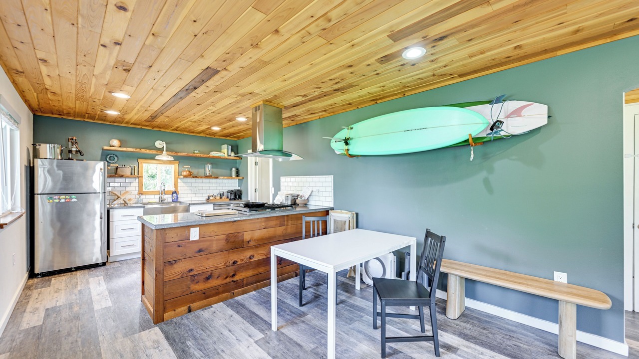 Photo of Others in Neah Bay