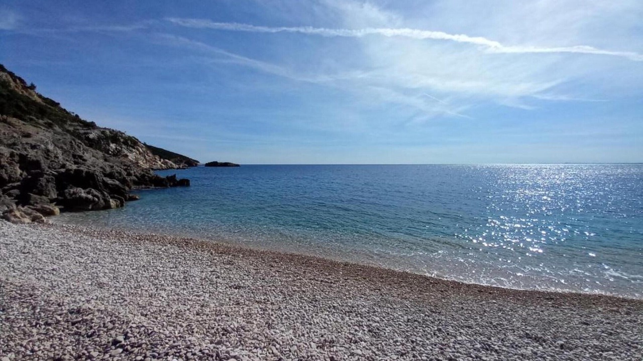 Photo of Others in Cres