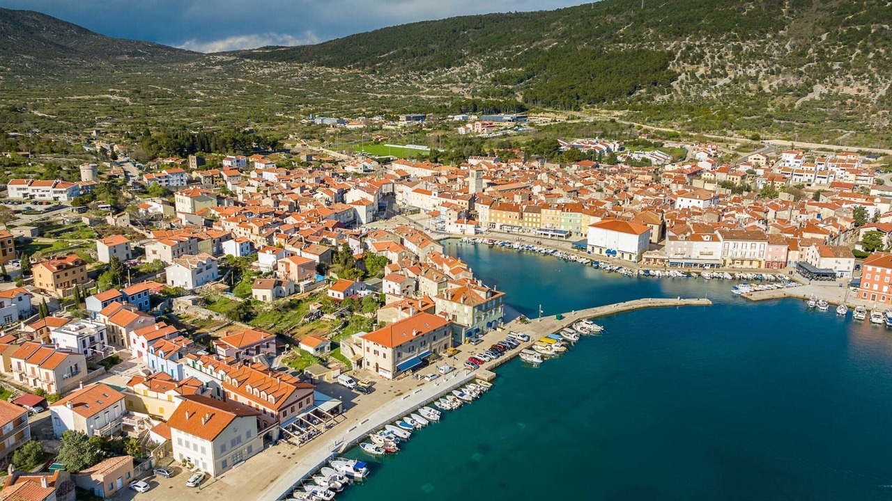 Photo of Outdoor in Cres