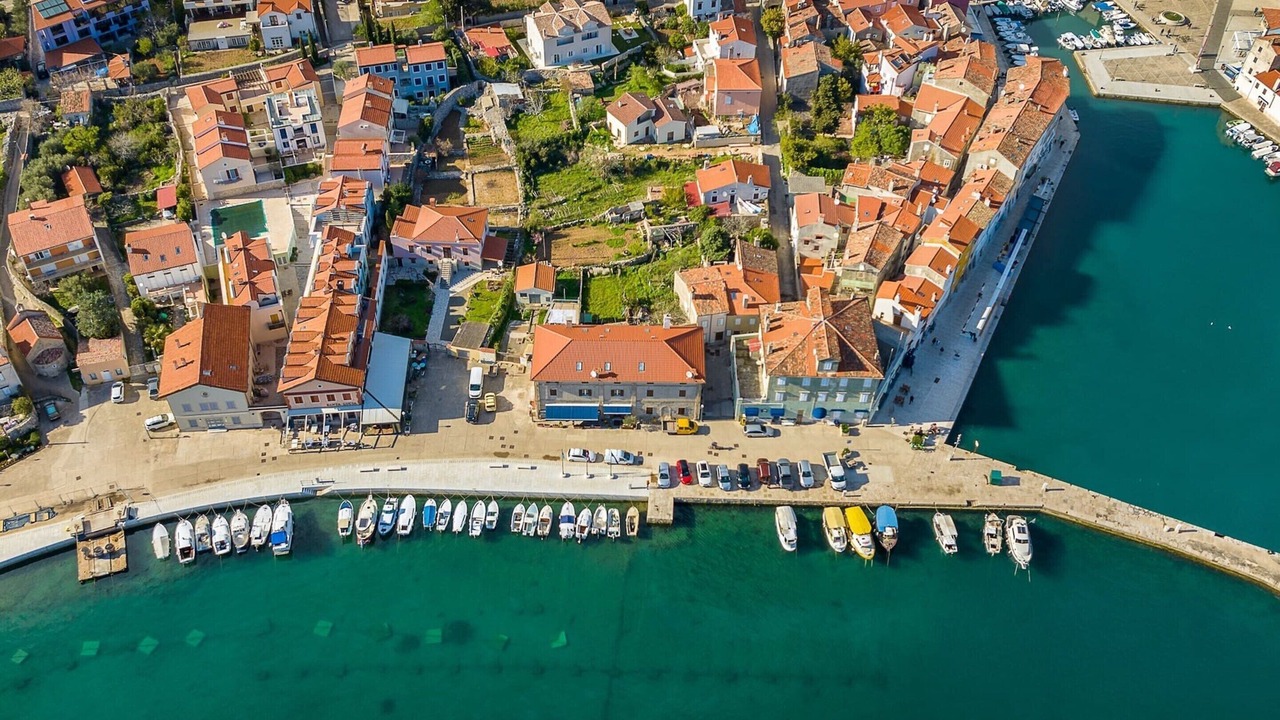 Photo of Outdoor in Cres