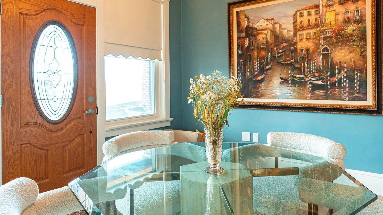 Photo of Livingroom in Connellsville