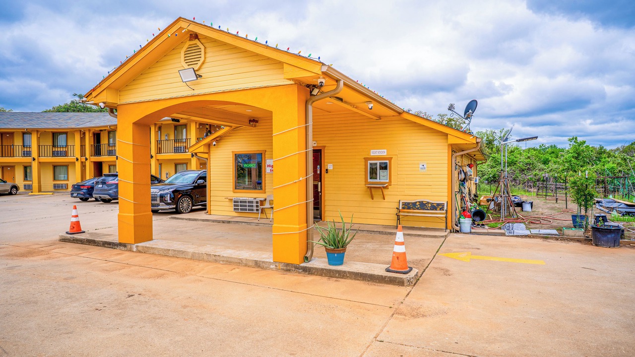 Photo of Outdoor in Rockdale