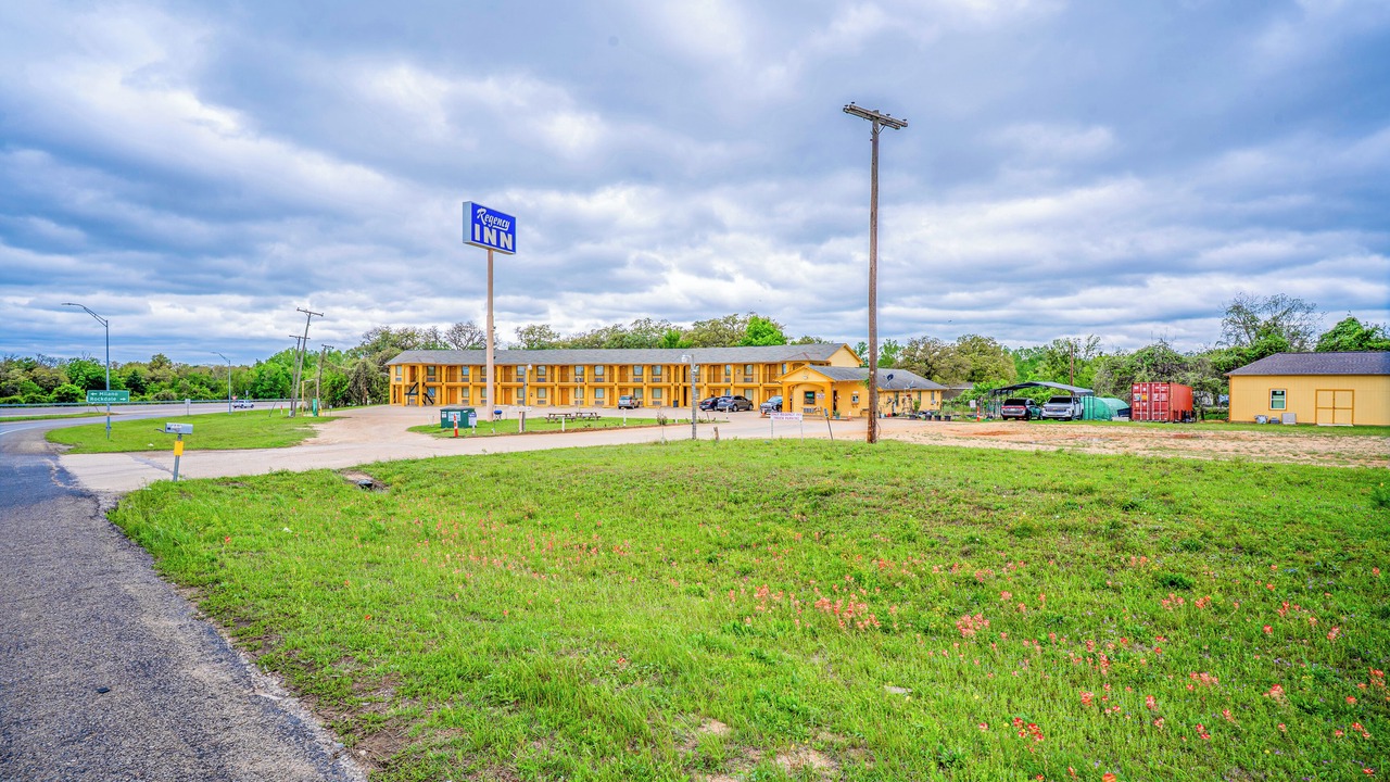 Photo of Outdoor in Rockdale