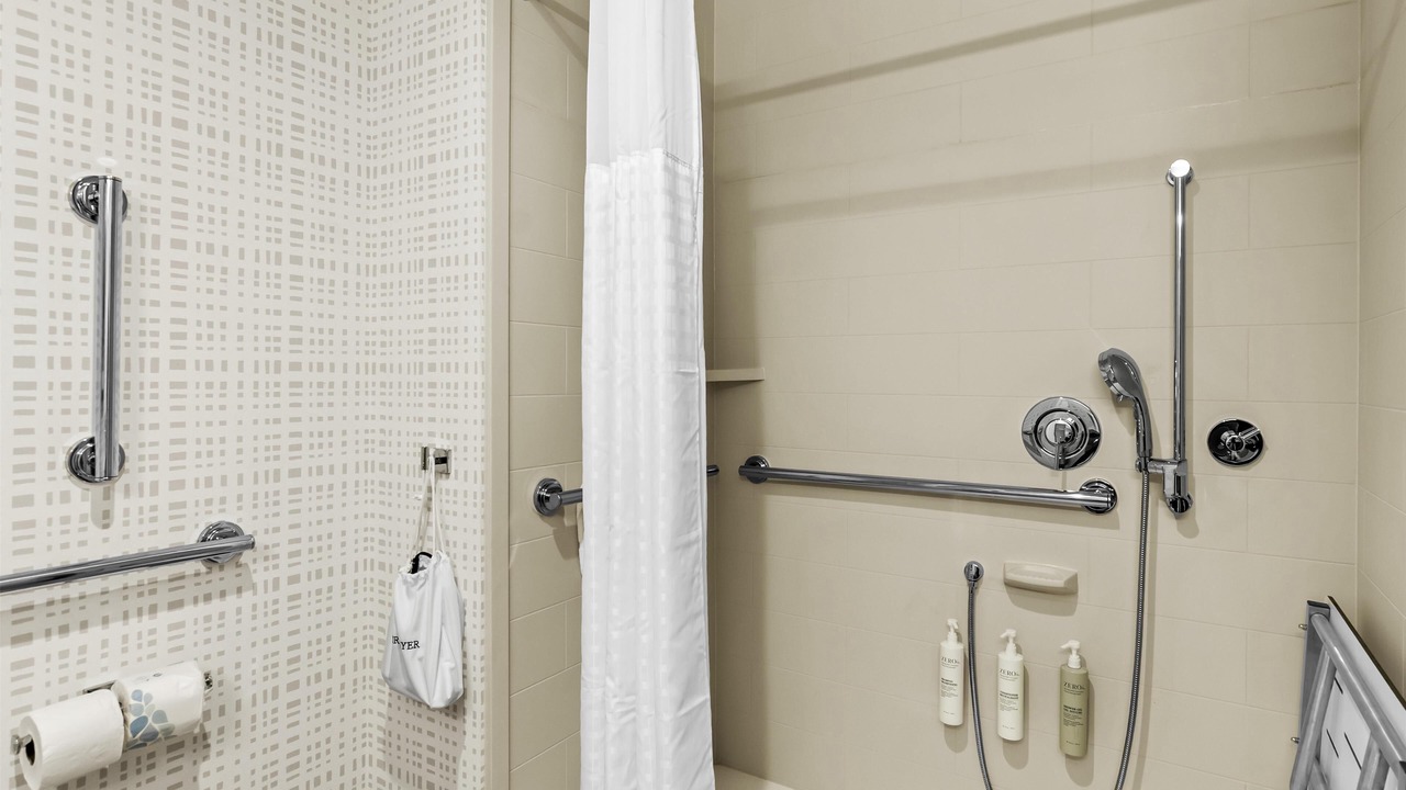 Photo of Bathroom in Daleville
