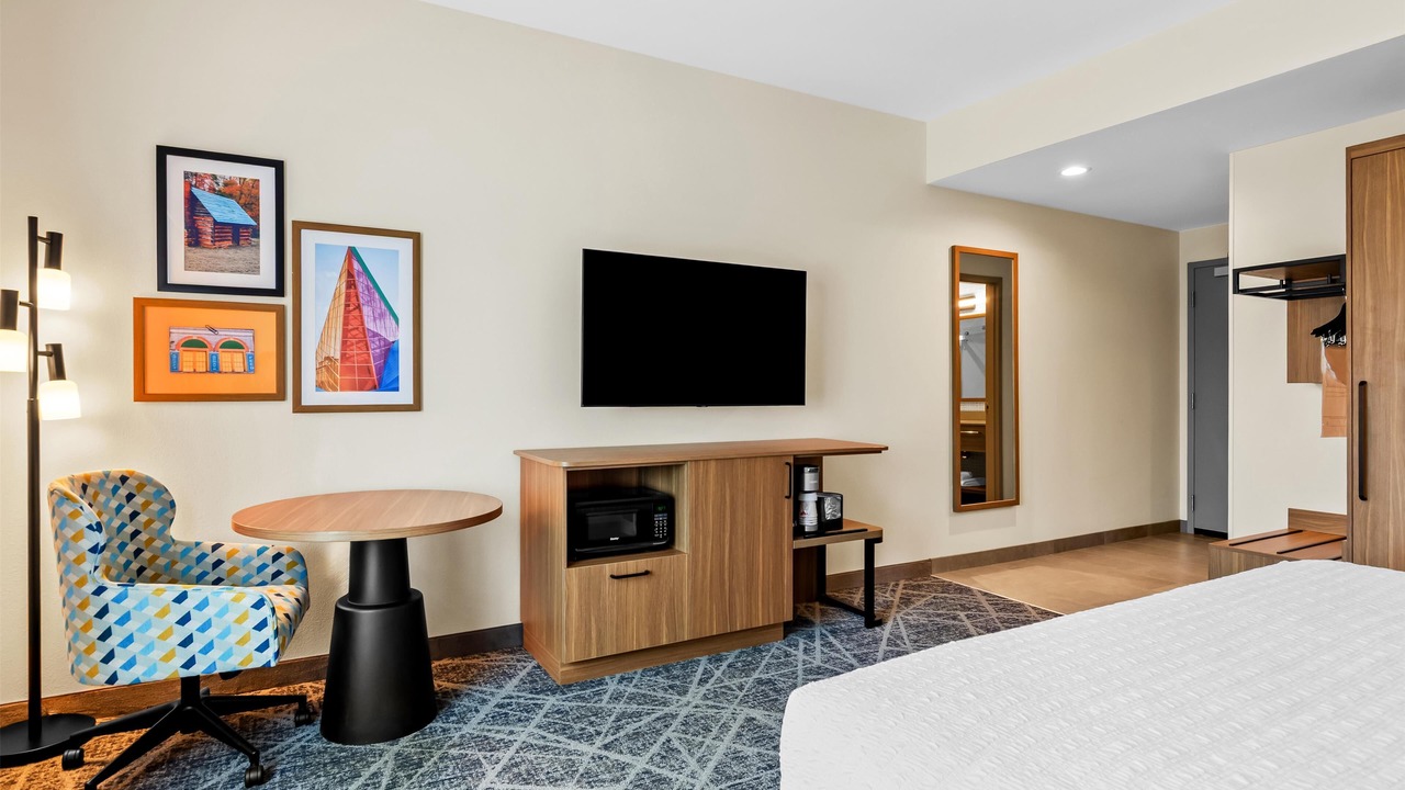 Photo of Bedroom in Daleville