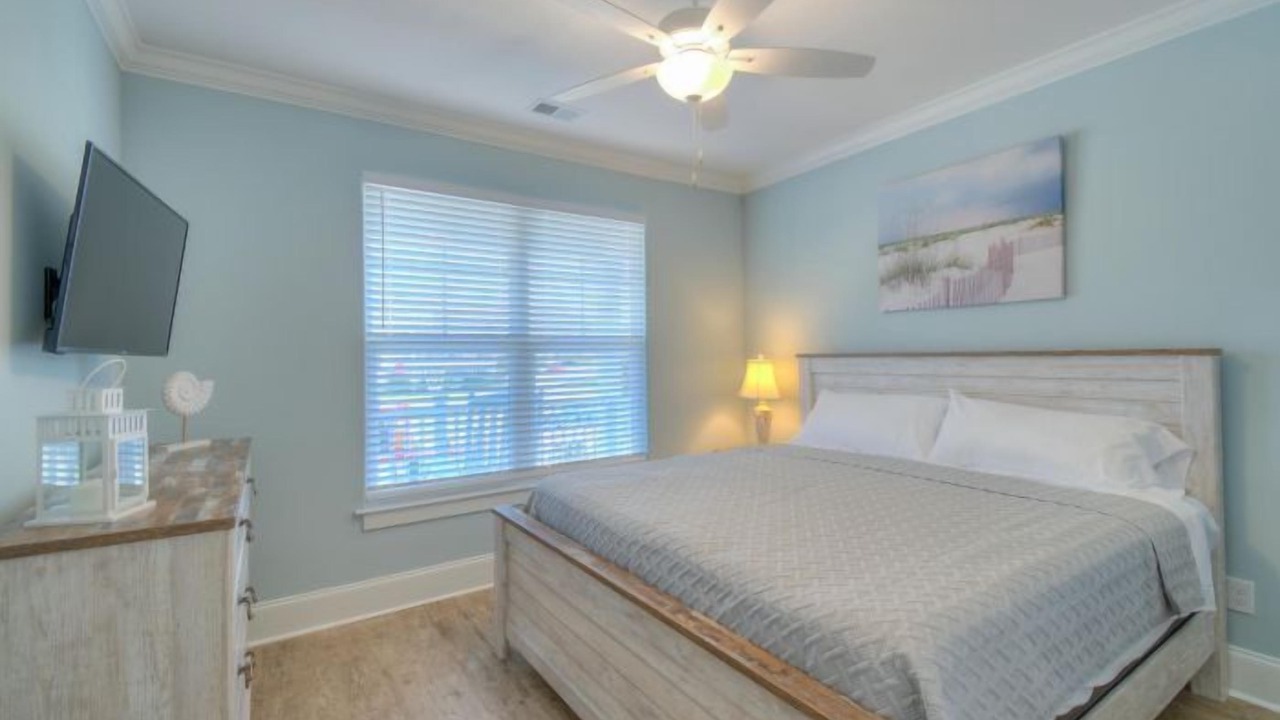 Photo of Bedroom in Atlantic Beach