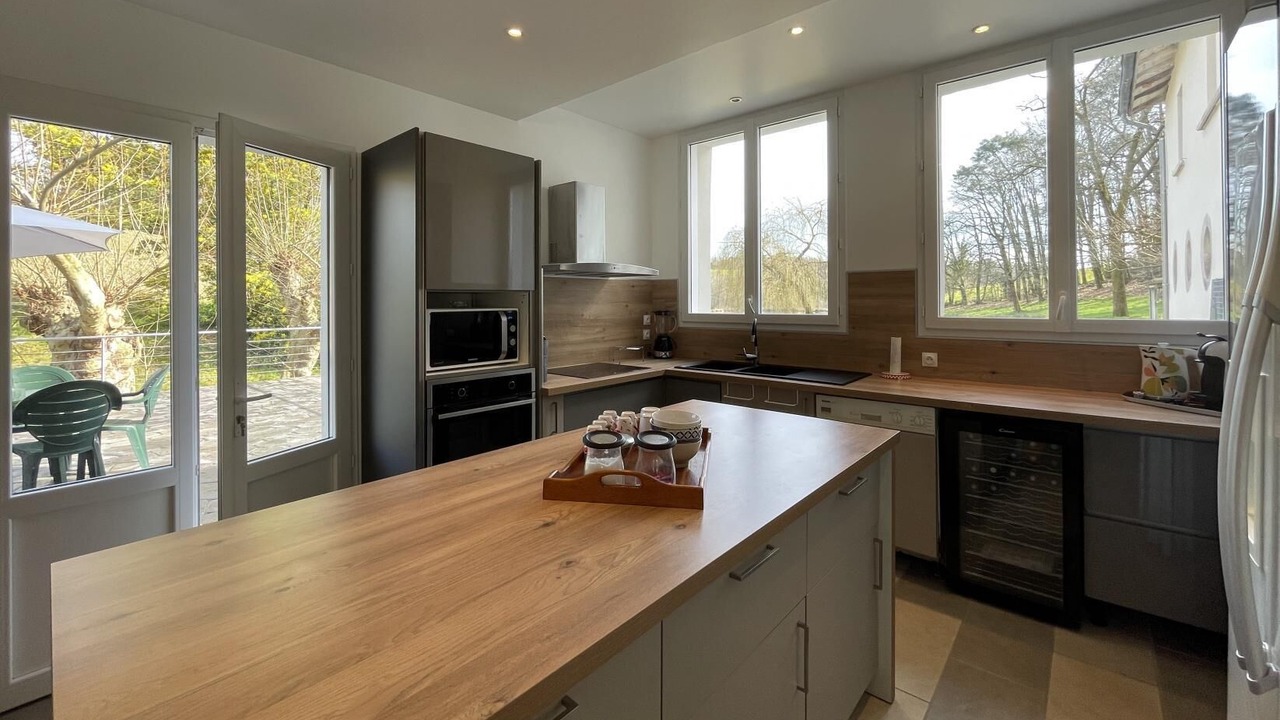 Photo of Kitchen in Saint-Girons-en-Bearn