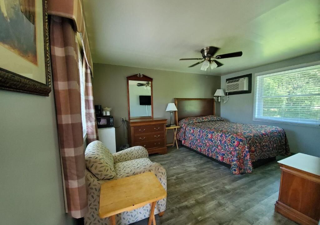 Photo of Bedroom in High Springs