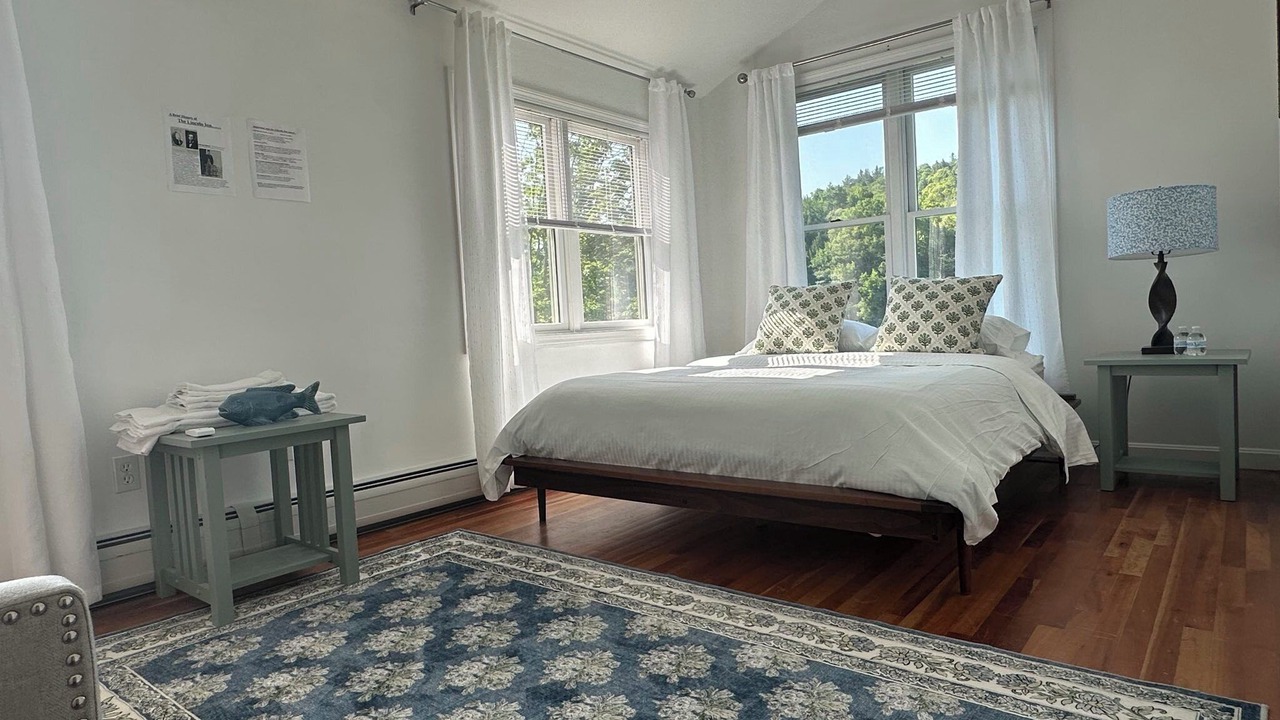 Photo of Bedroom in West Woodstock