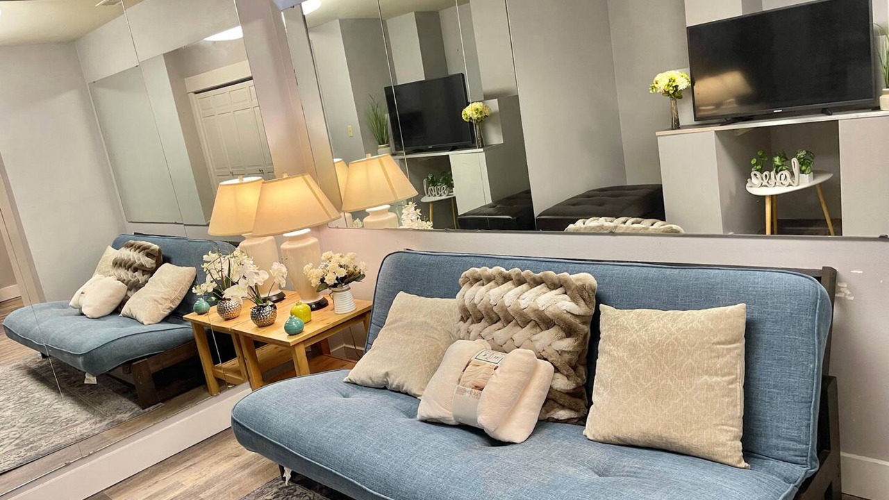 Photo of Livingroom in Queen Anne