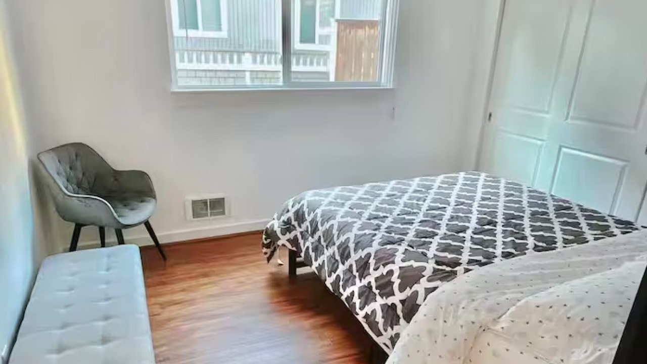 Photo of Others in West Queen Anne