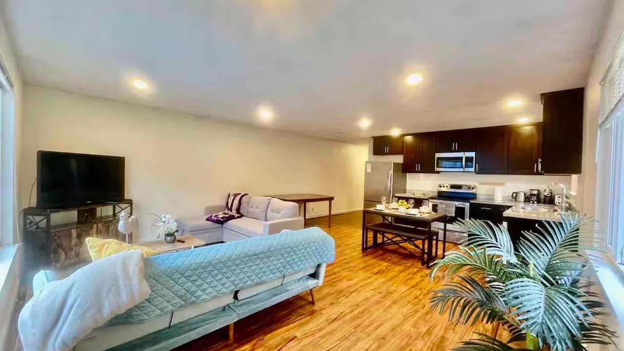 Photo of Others in West Queen Anne