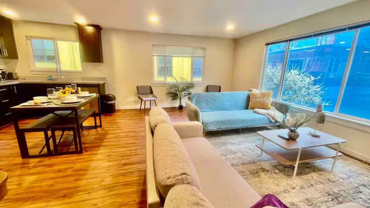 Photo of Others in West Queen Anne