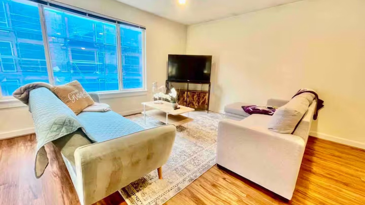 Photo of Others in West Queen Anne