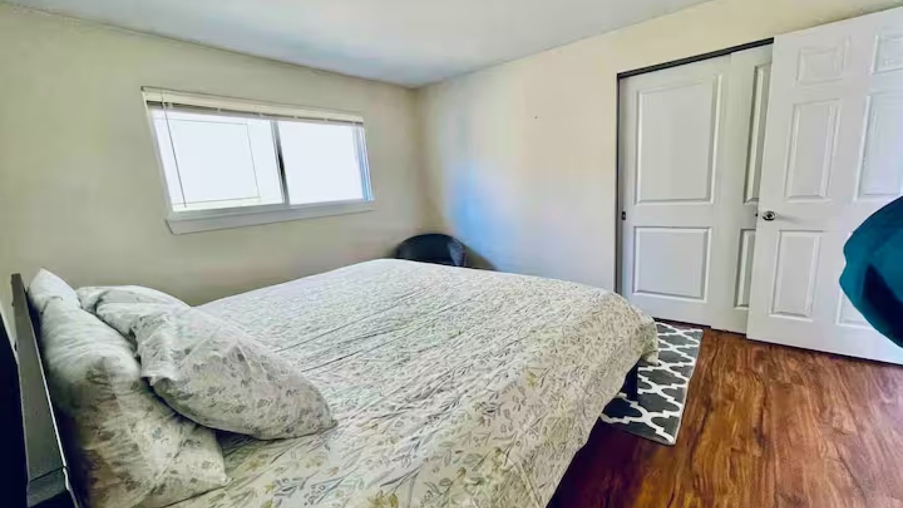 Photo of Others in West Queen Anne