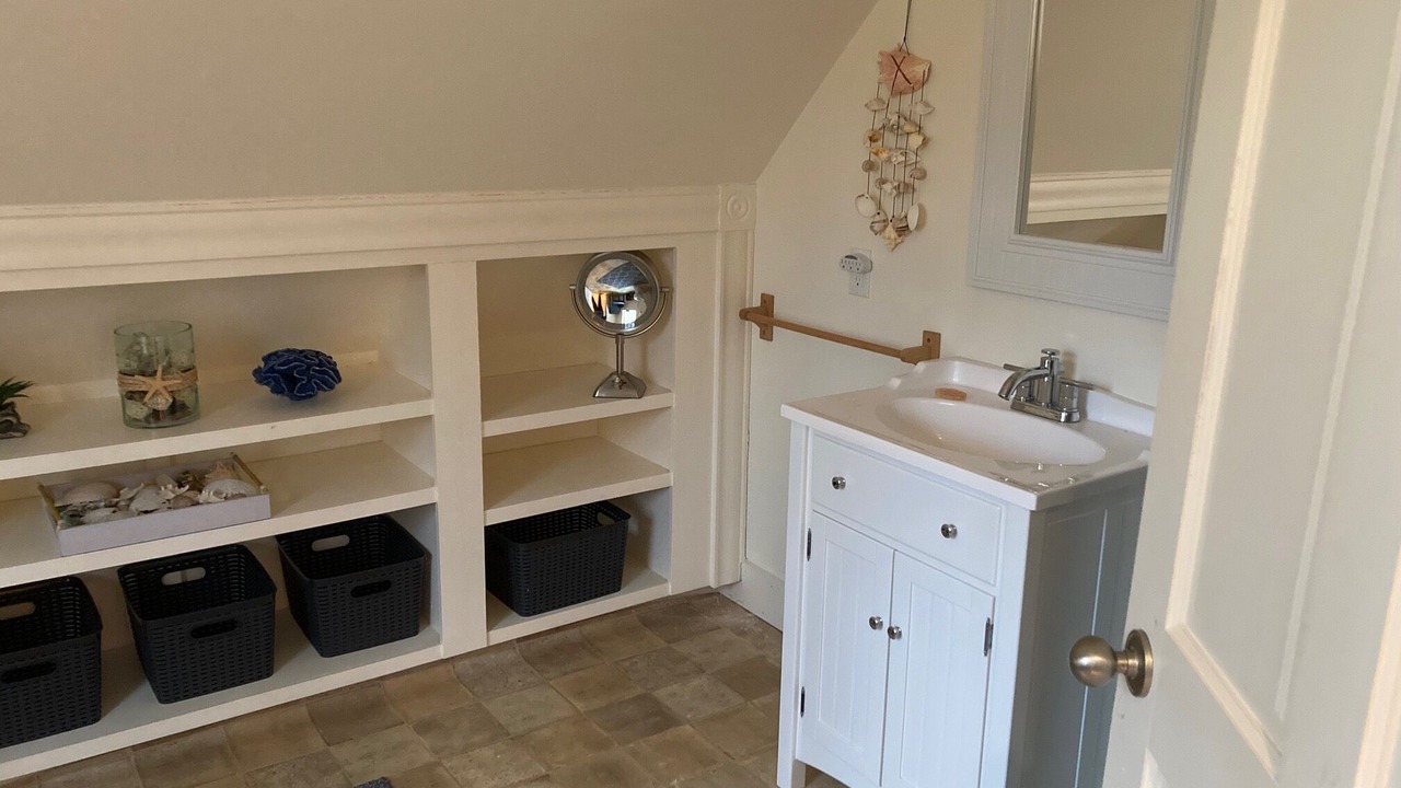 Photo of Bathroom in Mahone Bay