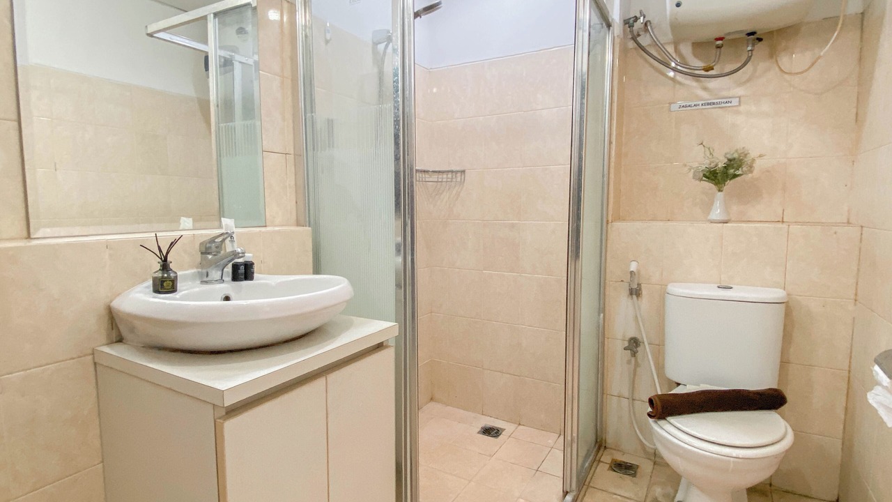 Photo of Bathroom in Karet