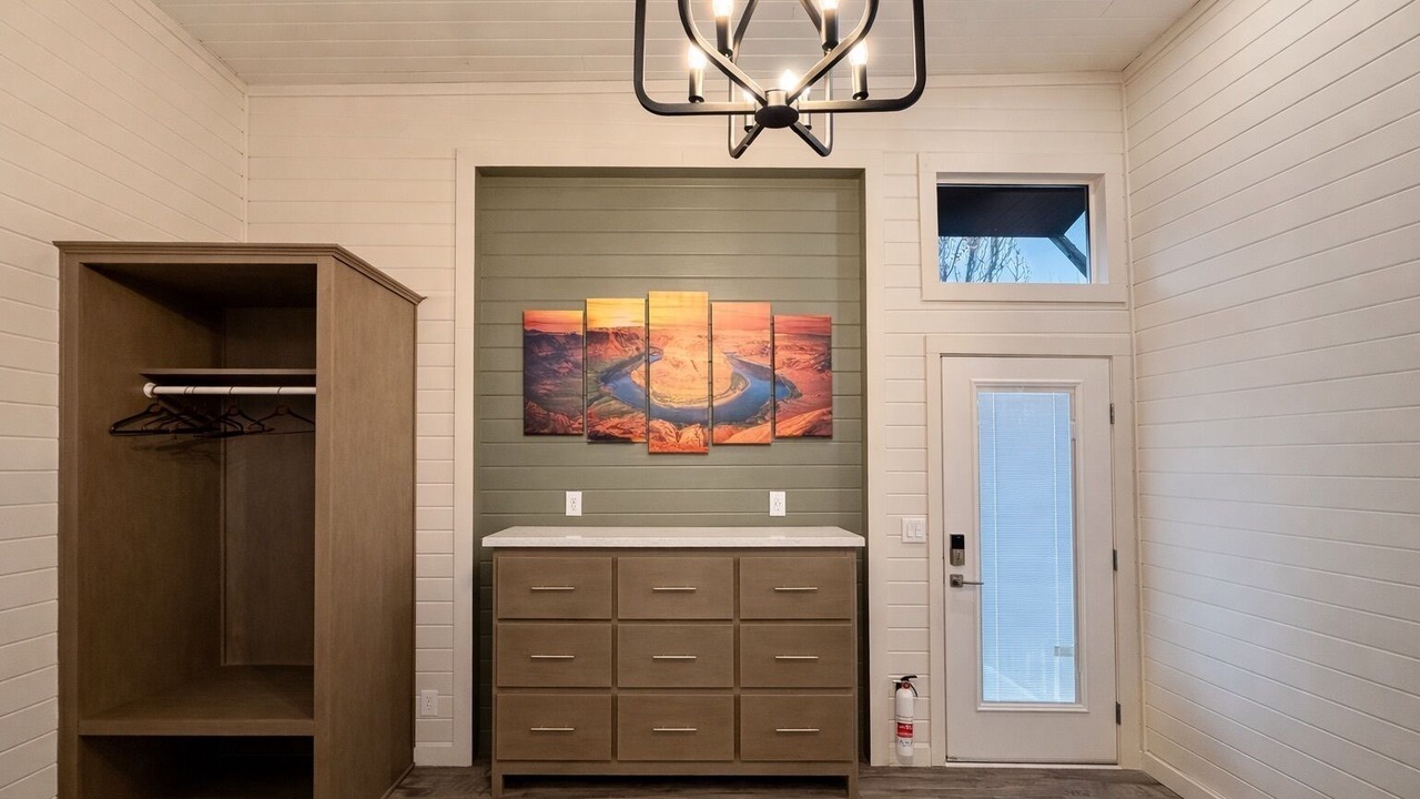 Photo of Others in Page