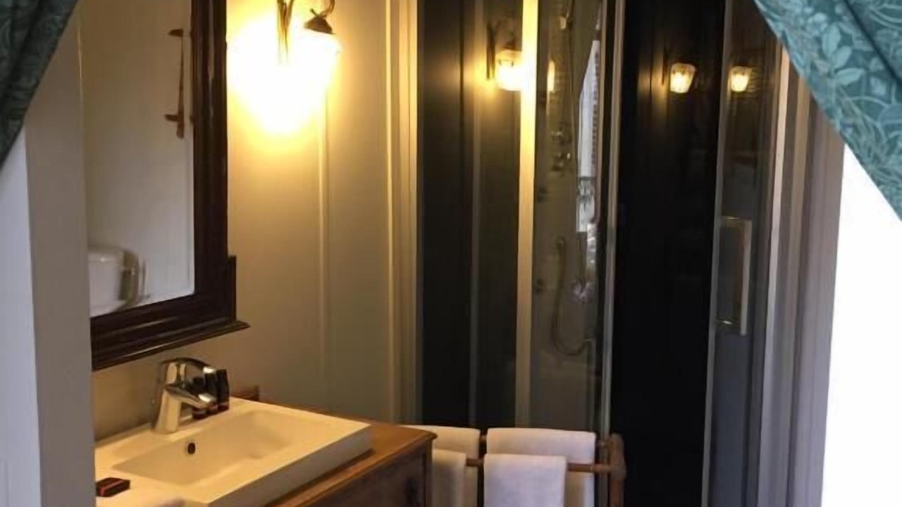 Photo of Bathroom in Marcillat-en-Combraille