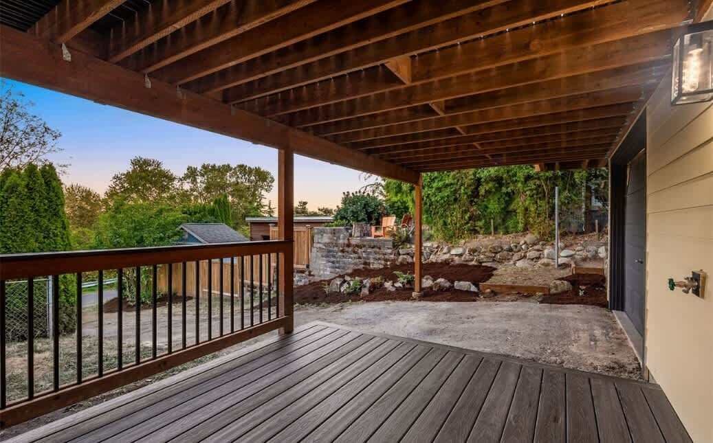 Photo of Patio Balcony in Genesee