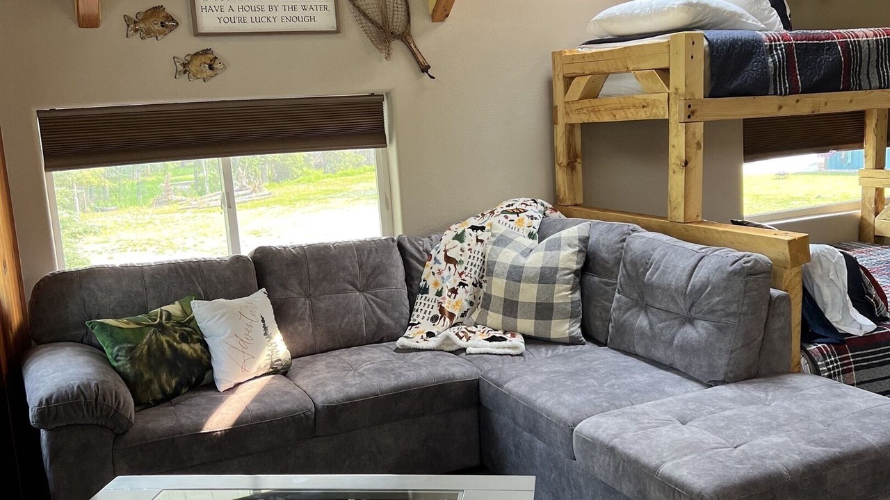 Photo of Livingroom in Funny River