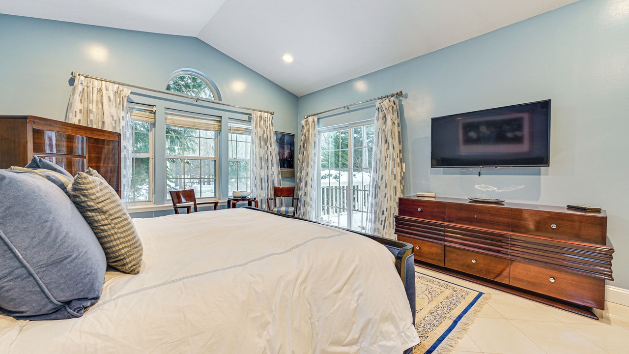 Photo of Others in Westhampton