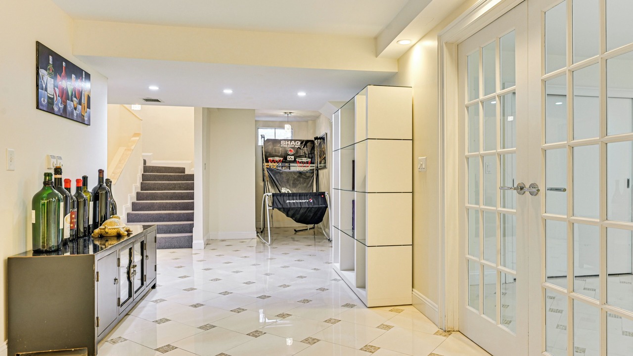 Photo of Others in Westhampton