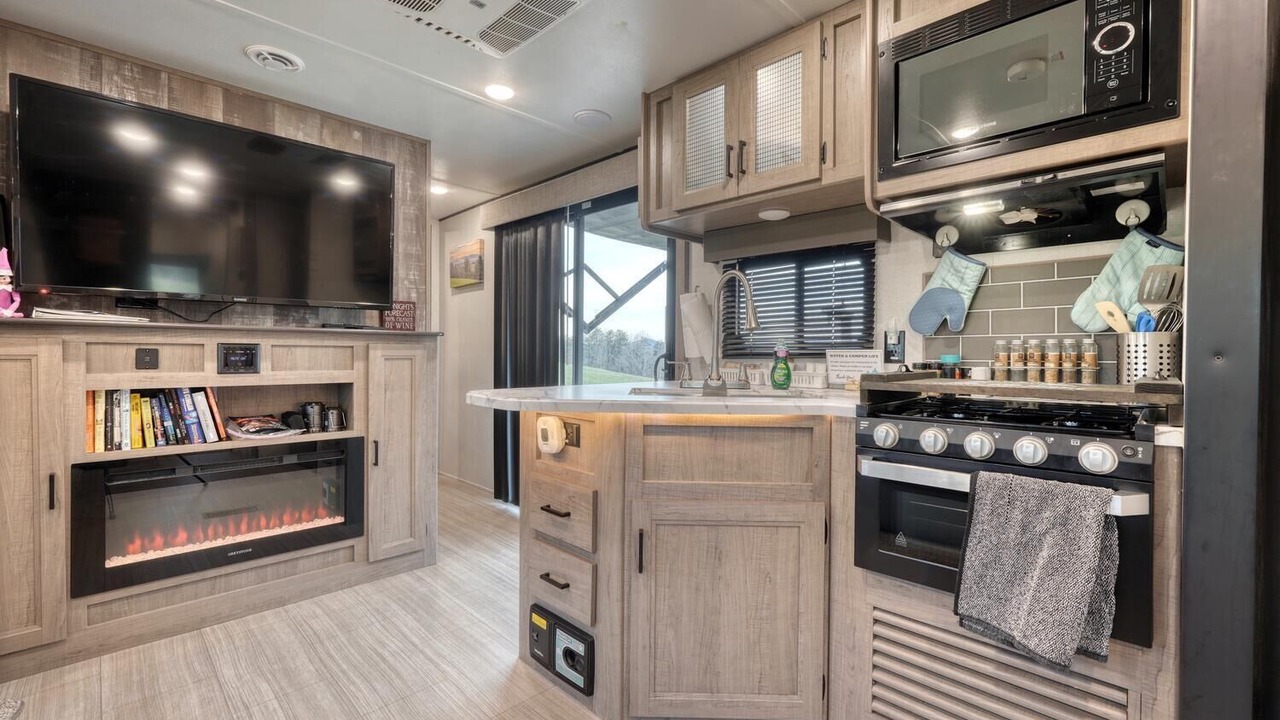 Photo of Kitchen in Dahlonega
