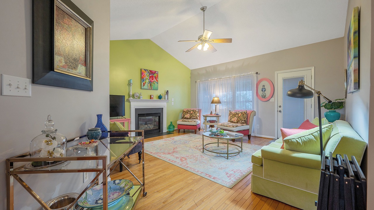 Photo of Livingroom in Southwest Raleigh